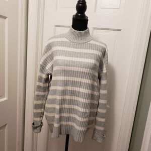 LOFT Grey & White Striped Pullovwr Sweater Size Medium Casual, Comfy